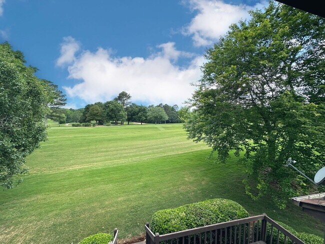 Foto del edificio - 3 BR 2 1/2 BA Townhome with Community Pool
