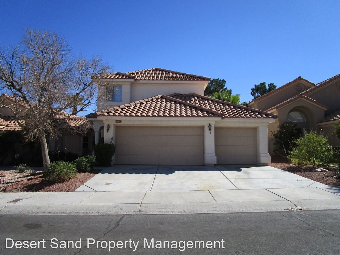 Foto principal - 9345 Canyon Shadows Ln
