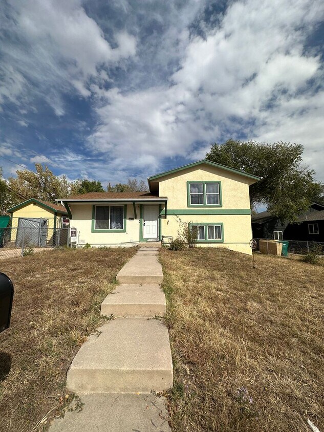 Move In Ready Home on Whitewood - Move In Ready Home on Whitewood