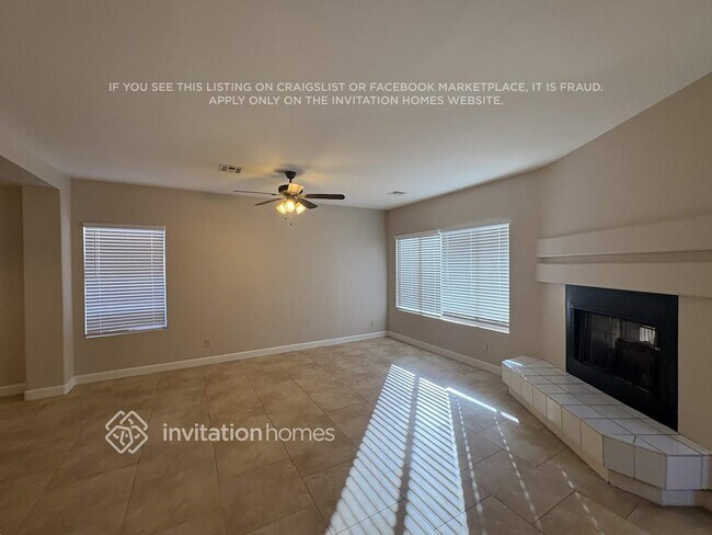 Foto del edificio - 2121 Harbor Cliff Dr