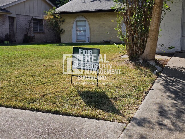 Building Photo - Gorgeous One Story Home in Sugar Land, TX