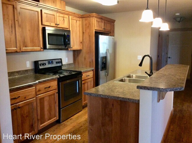 Foto del edificio - 3 br, 2.5 bath House - 112 Central Ave