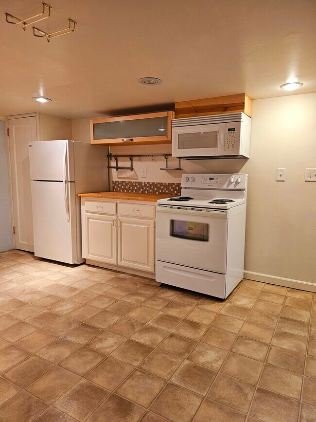 Foto del edificio - 309 NE Graham St