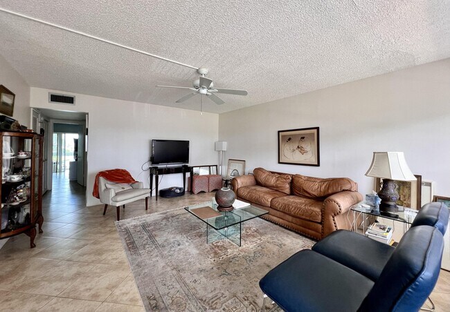 Foto del edificio - 306 Andover E