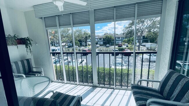 Foto del edificio - 15378 Lakes of Delray Blvd