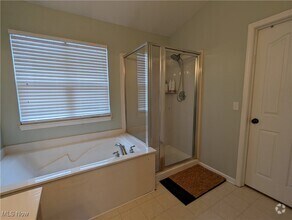 Building Photo - 38455 Renwood Ave