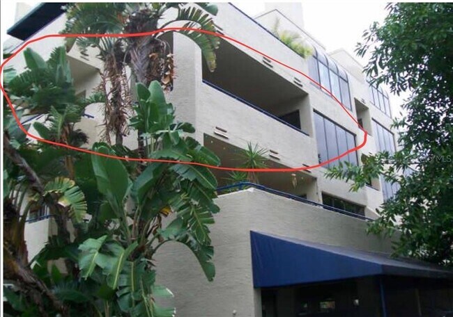 Foto del edificio - 825 S Osprey Ave