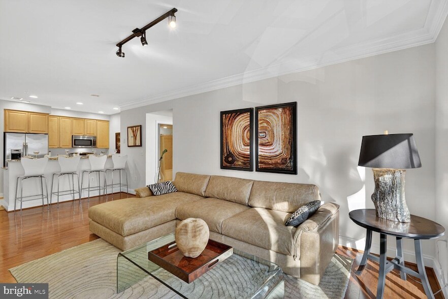 Photo - 1115 Cameron Street Unit 211