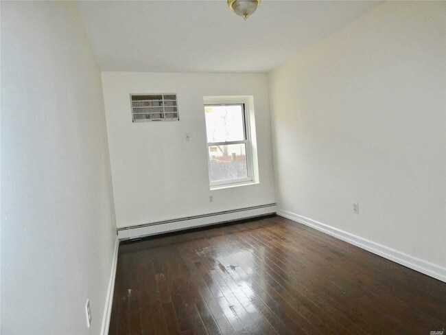 Building Photo - 2-12 Beach 102nd St
