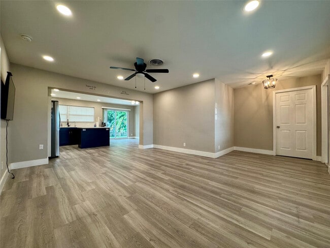 Foto del edificio - 1871 NW 31st Ct