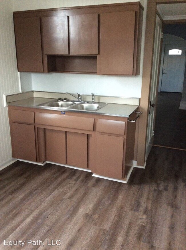 Foto del edificio - 934 W Independence St