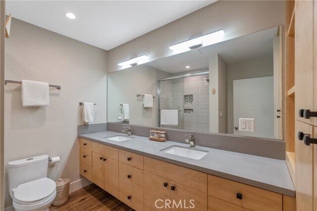 Foto del edificio - 8034 Airlane Ave