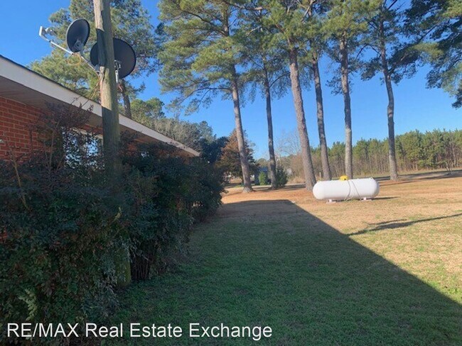Foto del edificio - 3 br, 2 bath House - 3787 Union Chapel Road