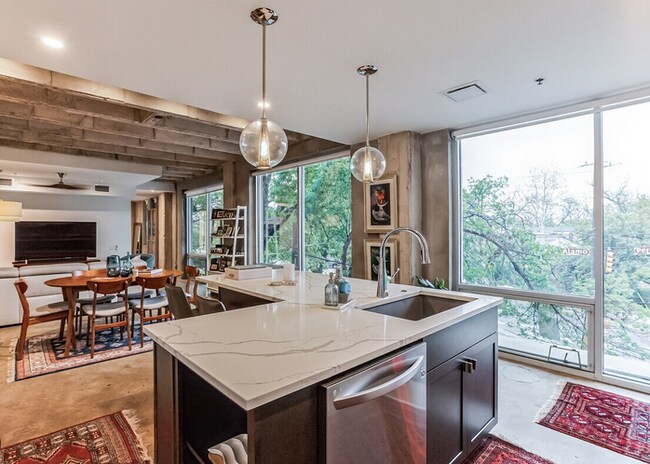 Foto del edificio - 1115 S Alamo St