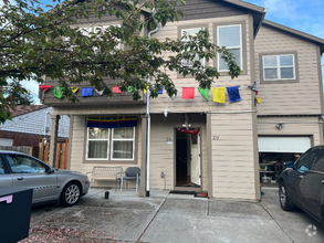 Building Photo - 20a SE 129th Ave