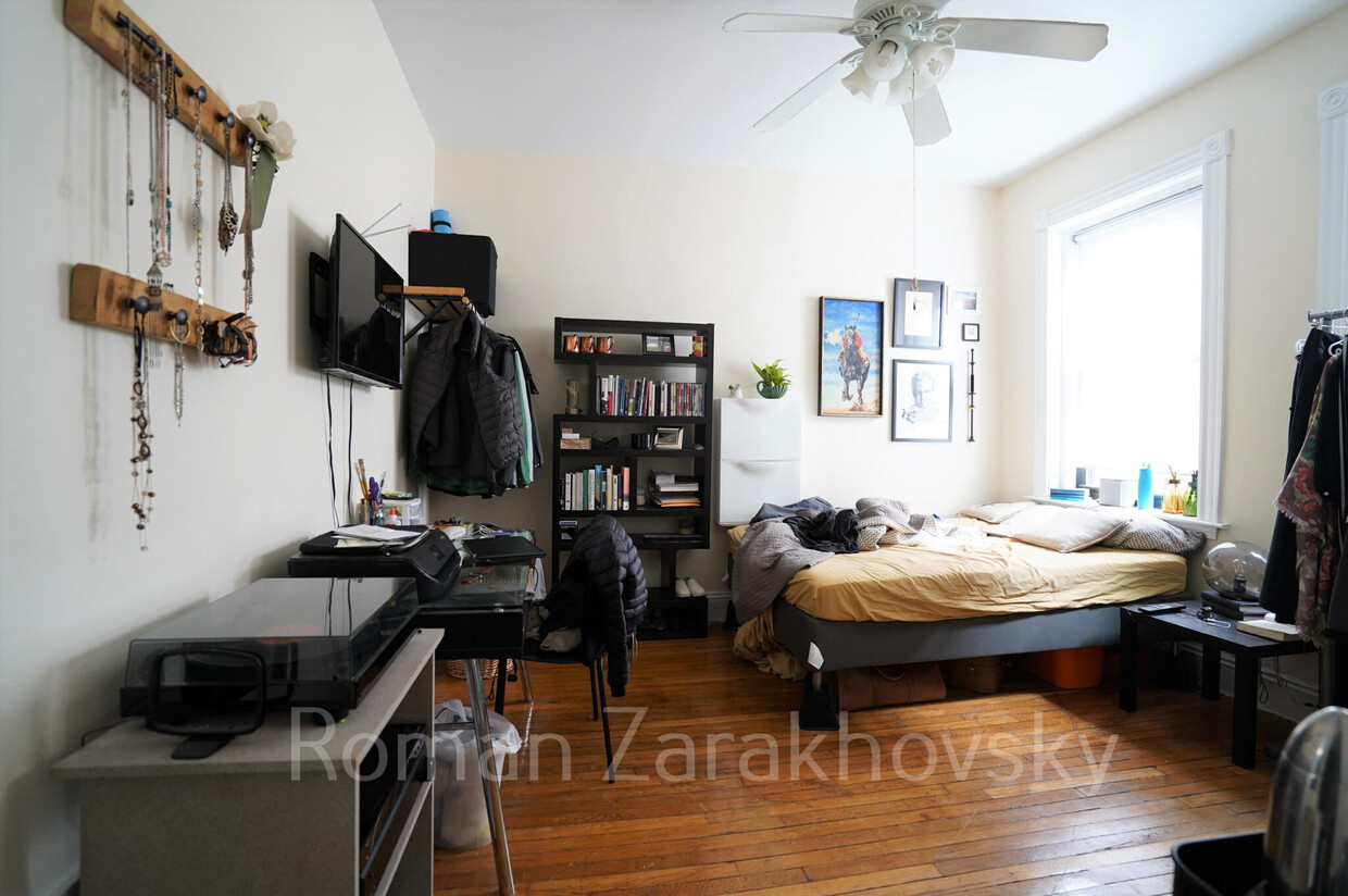 Foto principal - 309 Allston St