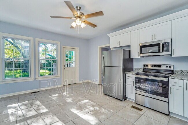 Foto del edificio - 423 Highland Ave