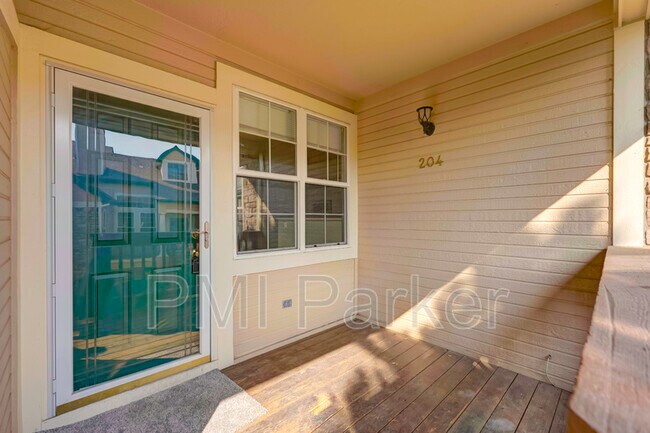 Building Photo - 4024 S Carson St