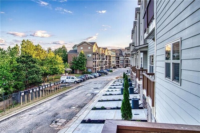 Building Photo - 3118 Quantum Ln