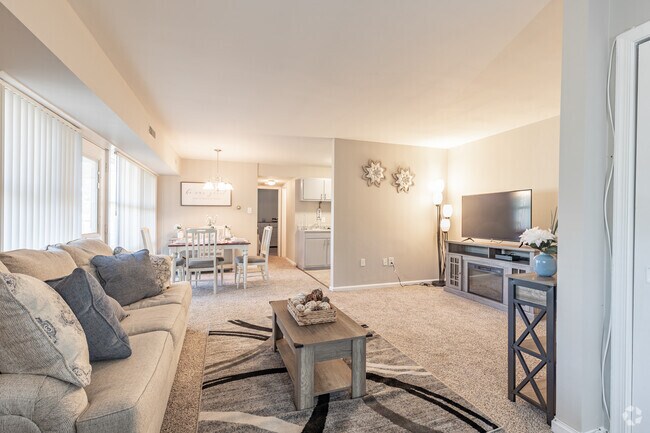 2HAB, 1BA - Riverside Park