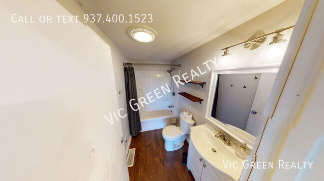 Building Photo - 8399 Abbeywood Ct