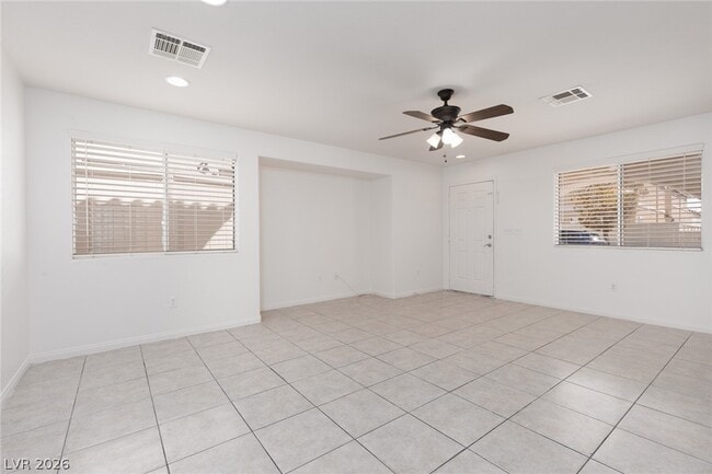 Building Photo - 3829 Bayamon St
