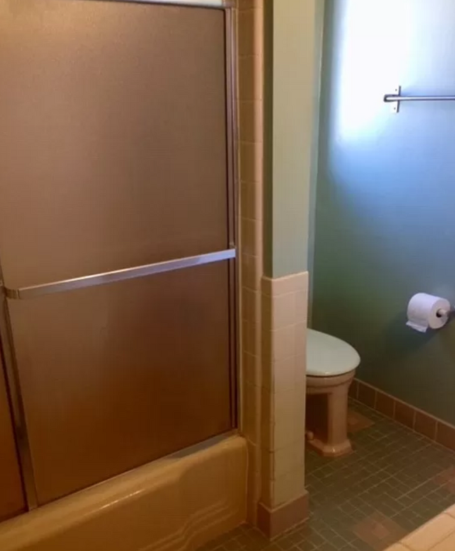 Bathroom - 6825 Whitley Ter