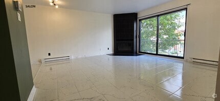 Building Photo - 3238 Rue Mousseau