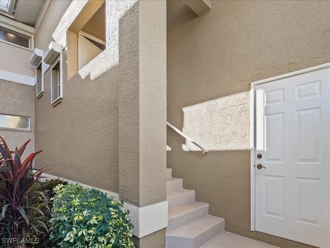 Building Photo - 793 Carrick Bend Cir