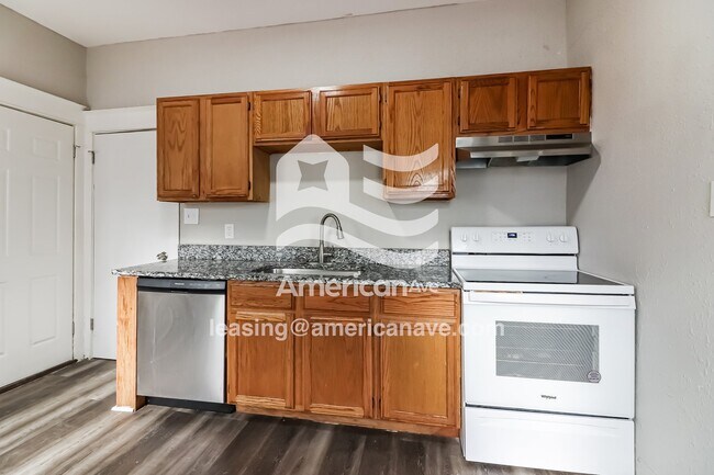 Foto del edificio - 4928 Walrond Ave
