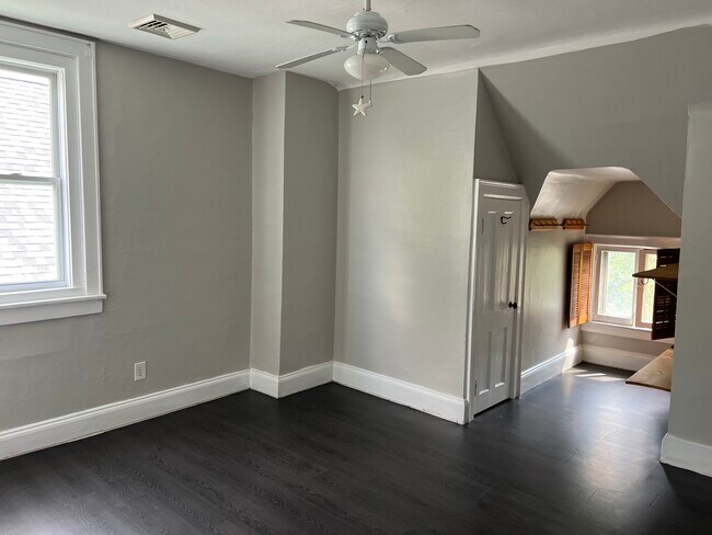 Viviendo - 568 Bird Ave