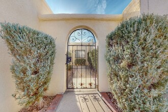 Building Photo - 1505 Donette Pl NE