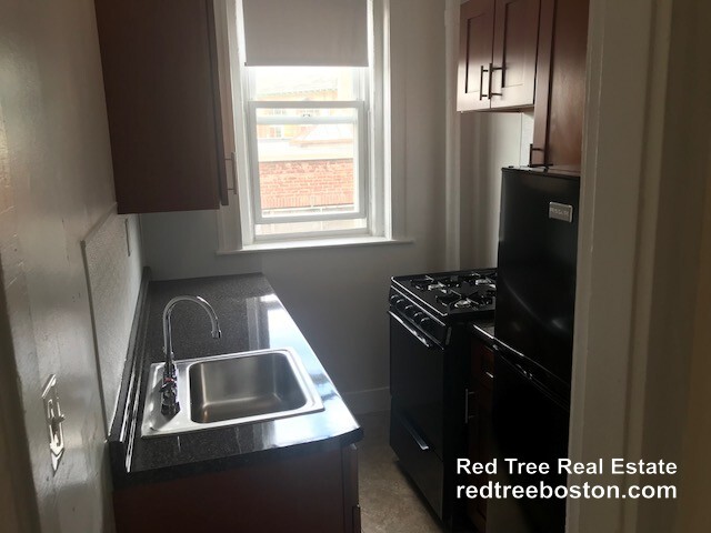 Building Photo - 1175 Boylston St