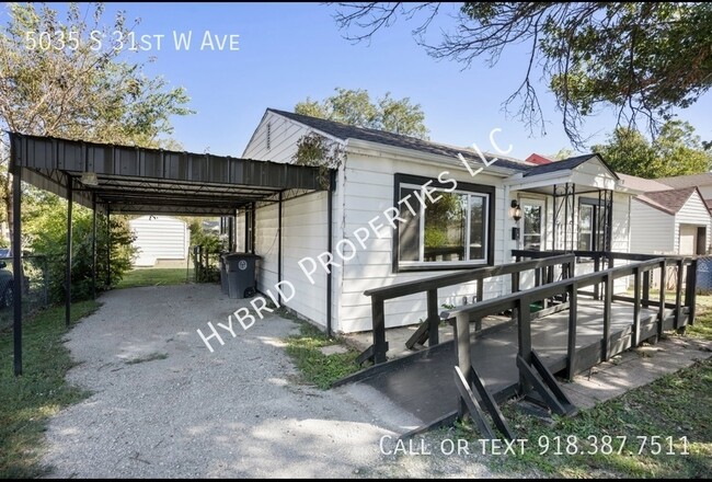 Foto del edificio - 5035 S 31st W Ave