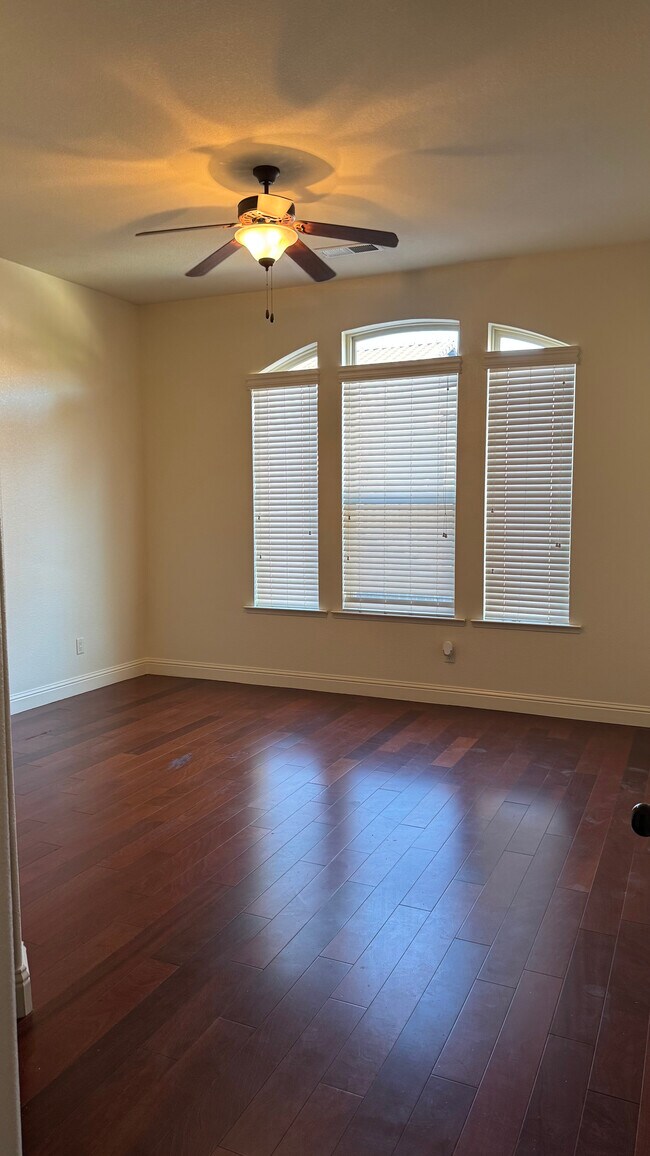 Building Photo - 5959 E Via Casella Dr