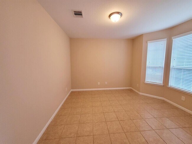 Building Photo - 22219 Weller Oaks Dr