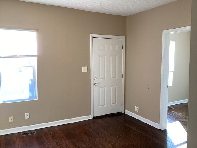 Foto del edificio - 1904 Baltimore St 2BR/1BA (Middletown)