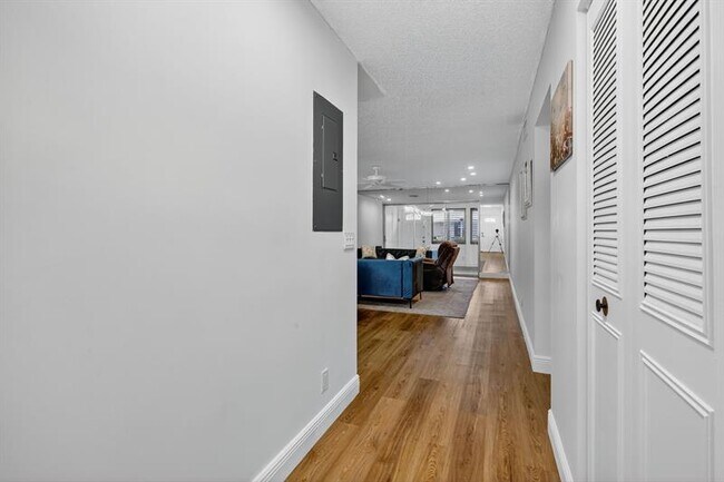 Foto del edificio - 448 Franconia Cir