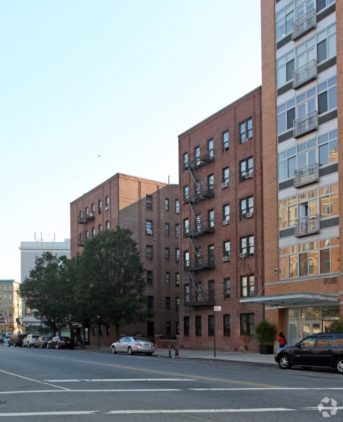 Building Photo - 270 Saint Nicholas Ave