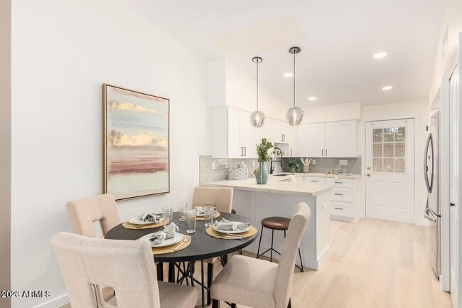 Building Photo - 3505 E CAMPBELL Ave