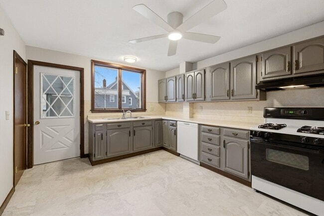 Building Photo - 54 Thomas St