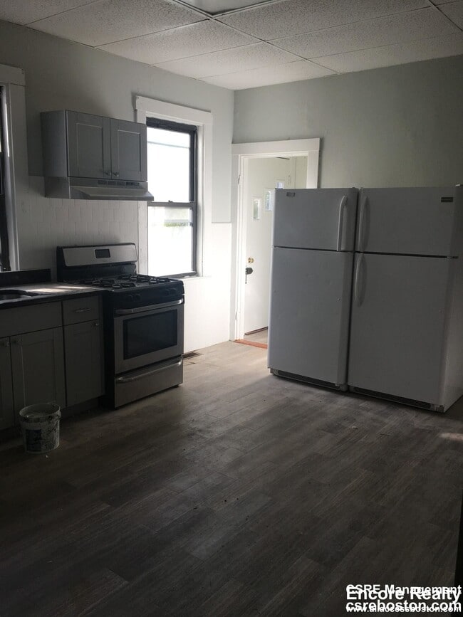 Photo - 12 Saunders St House