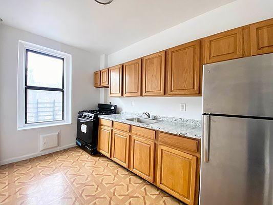 Foto del edificio - 1 bedroom in Bronx NY 10458