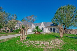 Building Photo - 16002 Castletown Park Ct