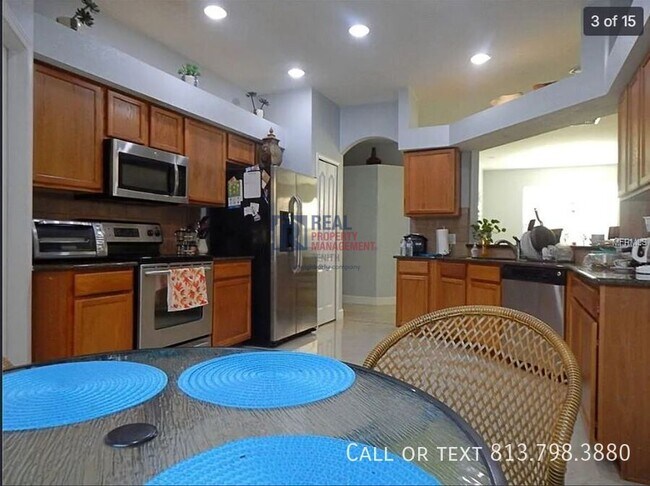 Foto del edificio - 452 Westchester Hills Ln