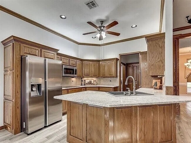 Building Photo - 4012 Morning Star Dr