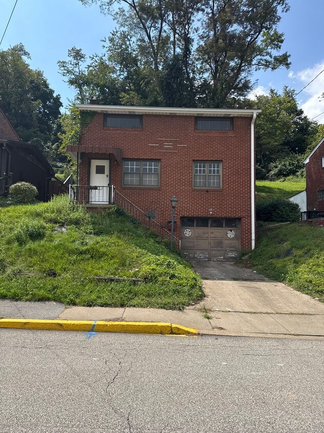 Photo - 1324 Romine Ave