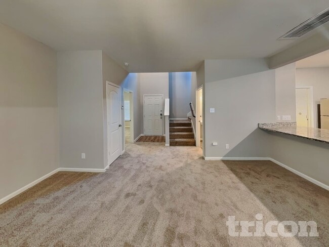 Building Photo - 808 Clark Dr