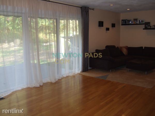 Foto del edificio - 63 Cottage St