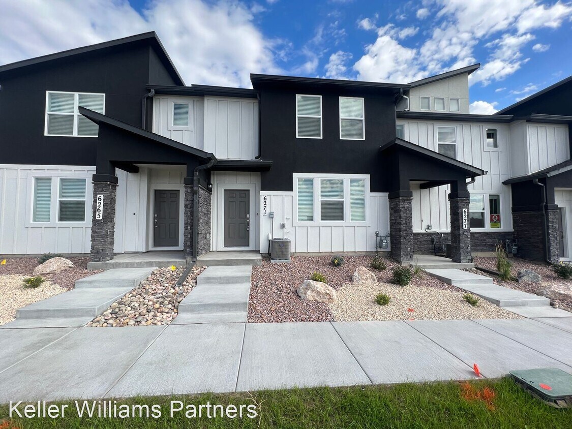 Primary Photo - 3 br, 3 bath House - 6271 Veranda Vw